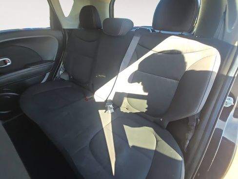 Used 2019 Kia Soul FWD image 15