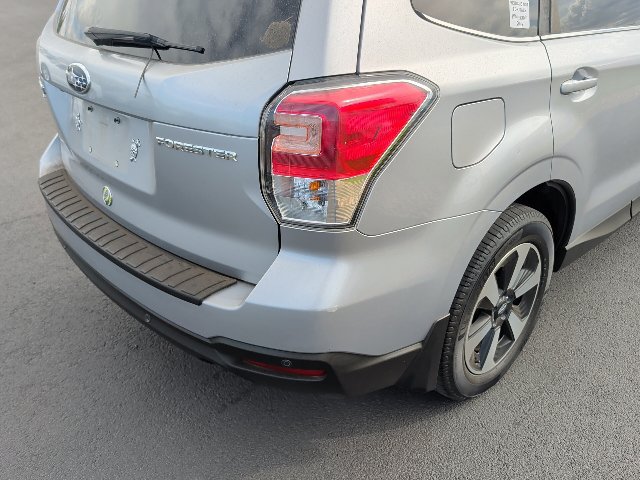Used 2018 Subaru Forester 2.5i Limited AWD/4WD image 20