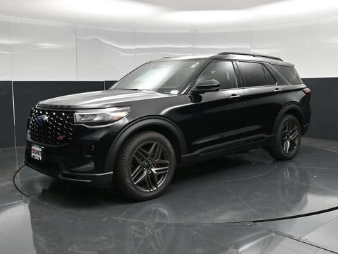 New 2026 Ford Explorer ST w/ Sun And Sound Package AWD/4WD image 5