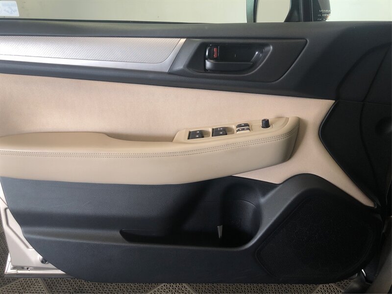 Used 2015 Subaru Outback 2.5i AWD/4WD image 15