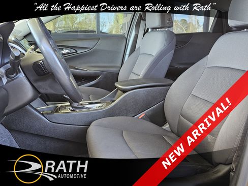 Used 2022 Chevrolet Malibu RS image 8