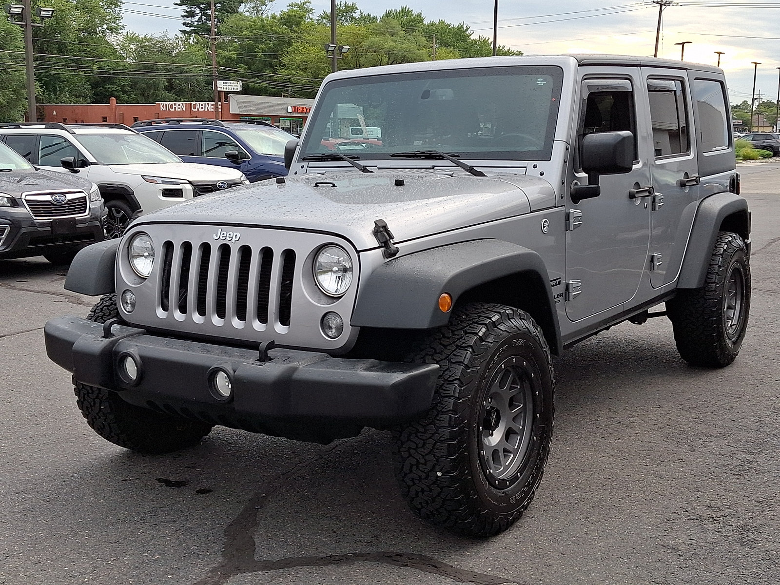Used 2017 Jeep Wrangler Unlimited Sport w/ Quick Order Package 24S AWD/4WD image 3