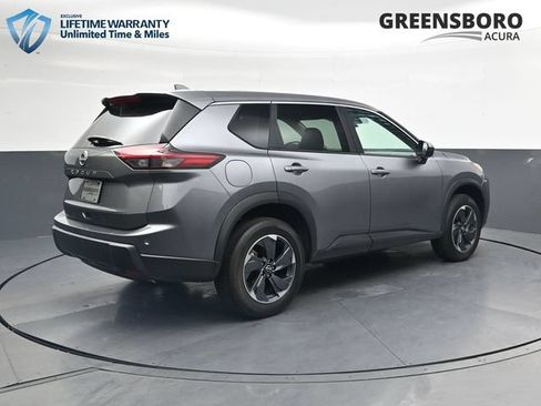 Used 2025 Nissan Rogue SV FWD image 5