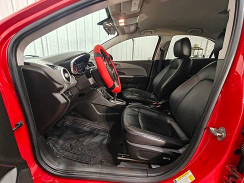 Used 2020 Chevrolet Sonic Premier image 23