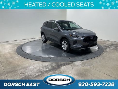Certified 2023 Ford Escape Active w/ Tech Pack #2 image 4