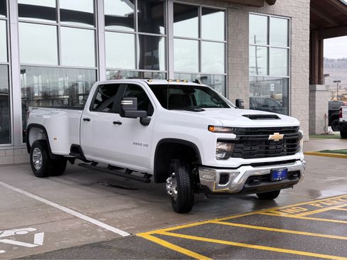 New 2026 Chevrolet Silverado 3500 W/T image 10