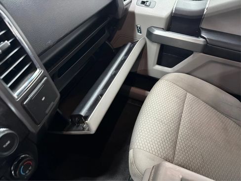 Used 2016 Ford F150 XLT RWD image 22