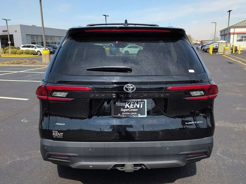 Certified 2024 Toyota Grand Highlander Limited image 6