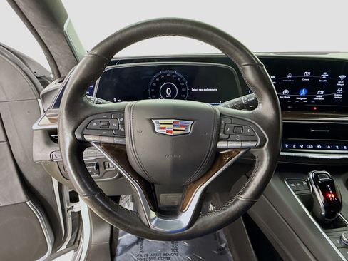 Used 2023 Cadillac Escalade ESV Sport Platinum w/ Heavy-Duty Trailer Package AWD/4WD image 13