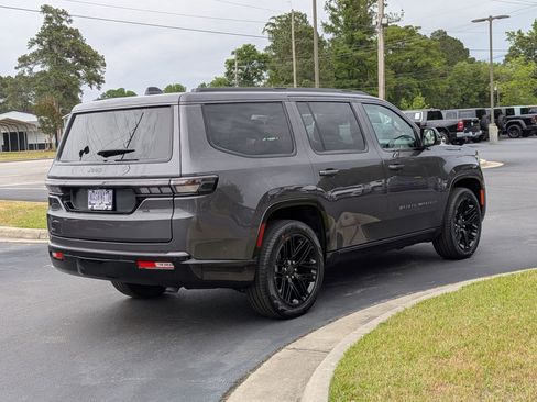 New 2026 Jeep Grand Wagoneer Limited AWD/4WD image 5