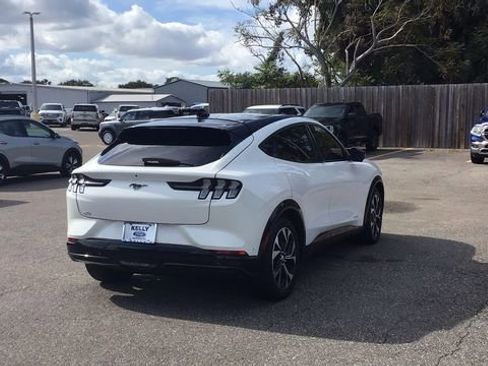 Used 2021 Ford Mustang Mach-E Premium image 5