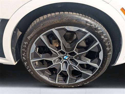 Used 2023 BMW X7 xDrive40i w/ Executive Package image 10