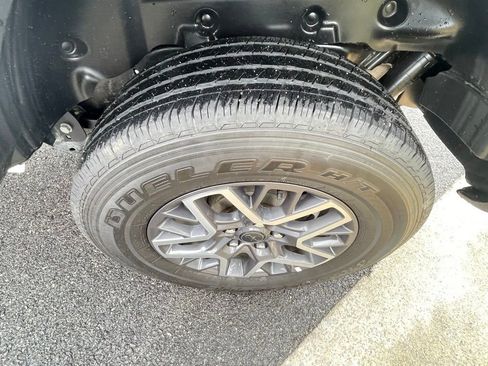Certified 2025 Jeep Wrangler Unlimited Sahara AWD/4WD image 14