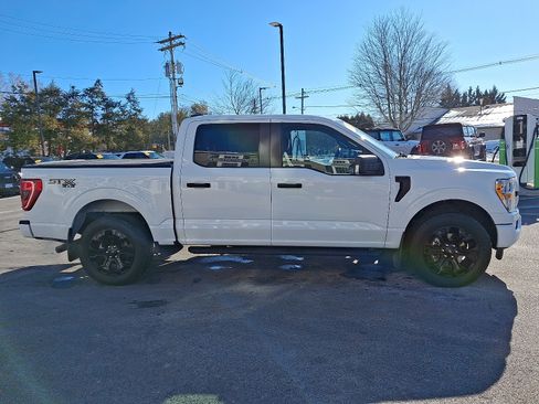 Certified 2022 Ford F150 XL w/ STX Black Appearance Package image 4