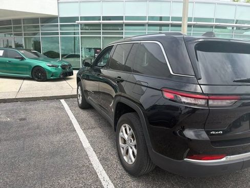 Used 2022 Jeep Grand Cherokee Limited AWD/4WD image 17
