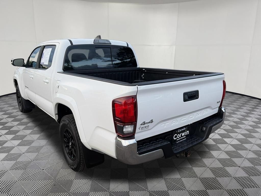 Used 2019 Toyota Tacoma SR5 AWD/4WD image 7