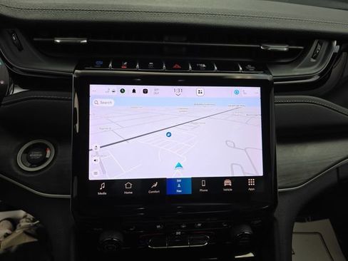 Used 2023 Jeep Grand Cherokee 4xe w/ Luxury Tech Group II image 35