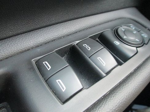 Certified 2022 GMC Terrain SLE w/ Elevation Edition image 20