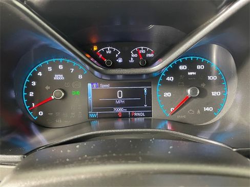 Used 2017 GMC Canyon SLE image 5