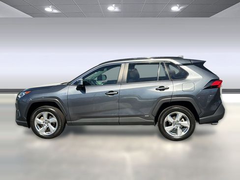 Certified 2021 Toyota RAV4 XLE Premium AWD/4WD image 2