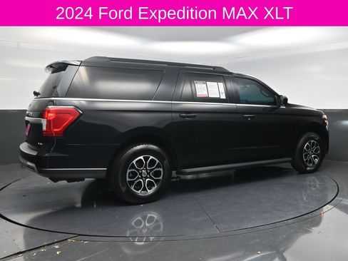 Used 2024 Ford Expedition Max XLT image 4