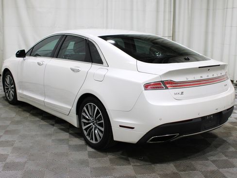Used 2017 Lincoln MKZ Premiere image 27