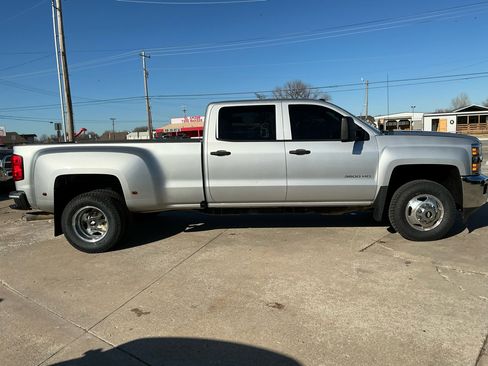 Used 2015 Chevrolet Silverado 3500 LT w/ LT Convenience Package image 5