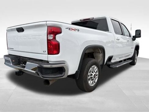 Used 2025 Chevrolet Silverado 2500 LT w/ Convenience Package image 7