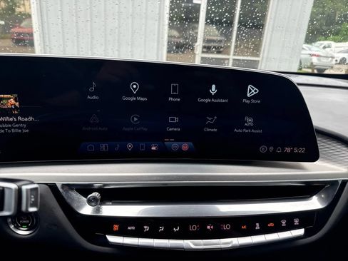 Used 2024 Cadillac Lyriq Sport RWD image 21