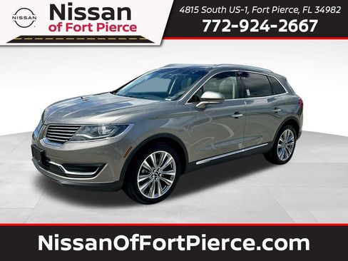Used 2017 Lincoln MKX Reserve AWD/4WD image 1