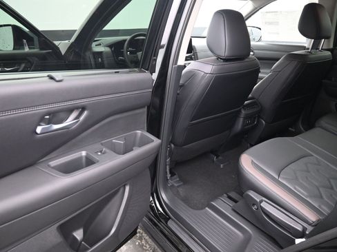 New 2026 Nissan Pathfinder Platinum w/ Cargo Package FWD image 17