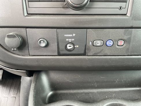 Used 2024 Chevrolet Express 2500 w/ Driver Convenience Package RWD image 31