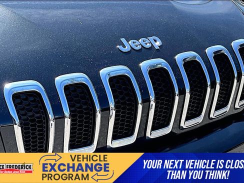 Used 2015 Jeep Cherokee Limited AWD/4WD image 26