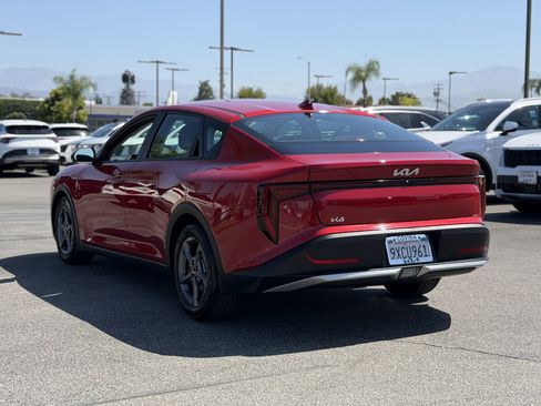 Certified 2025 Kia K4 FWD image 6