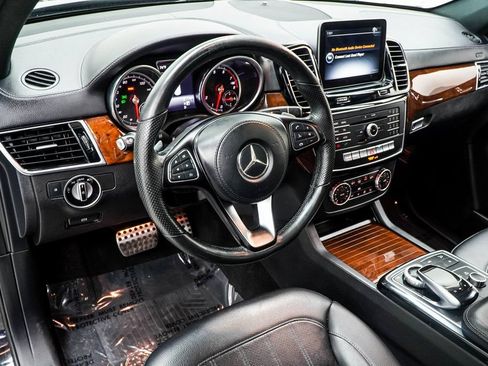 Used 2017 Mercedes-Benz GLS 450 4MATIC image 14