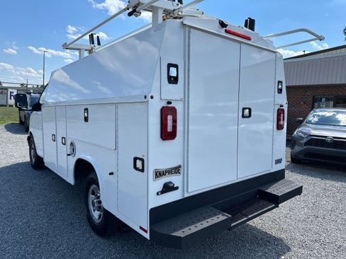 Used 2021 GMC Savana 3500 w/ Power Convenience Package RWD image 12