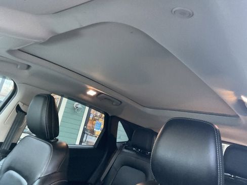 Used 2020 Ford Escape SEL image 23