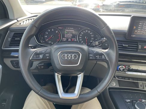 Used 2019 Audi Q5 2.0T Premium w/ Convenience Package image 31