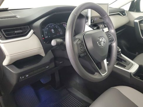 Used 2025 Toyota RAV4 XLE Premium image 23