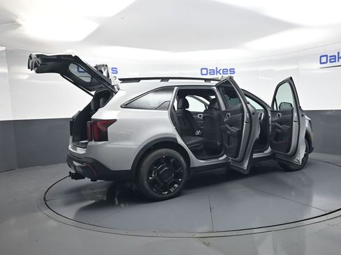 New 2026 Kia Sorento SX Prestige AWD/4WD image 60