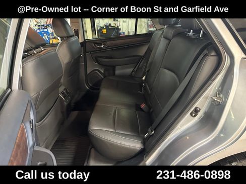 Used 2016 Subaru Outback 2.5i Limited AWD/4WD image 27