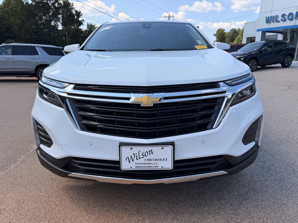 Used 2024 Chevrolet Equinox LT FWD image 2