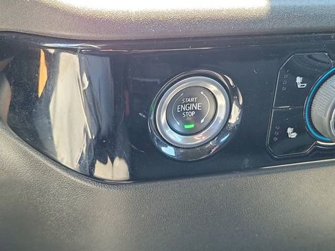 Certified 2024 Chevrolet Silverado 1500 LT AWD/4WD image 25
