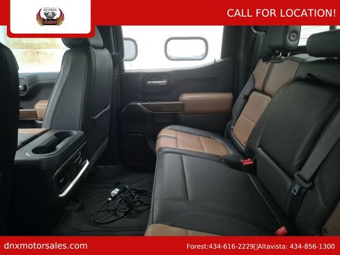 Used 2021 Chevrolet Silverado 1500 High Country w/ Technology Package image 6