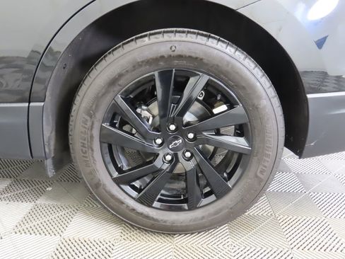 Used 2024 Chevrolet Equinox LS w/ LS Convenience Package image 29