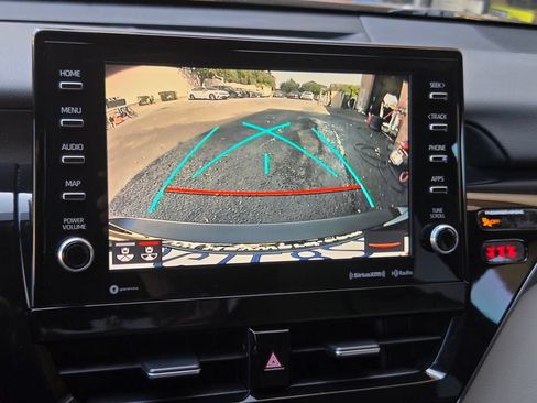 Used 2023 Toyota Camry SE w/ Audio Upgrade Package FWD image 17