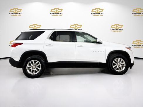 Used 2021 Chevrolet Traverse LT FWD image 9