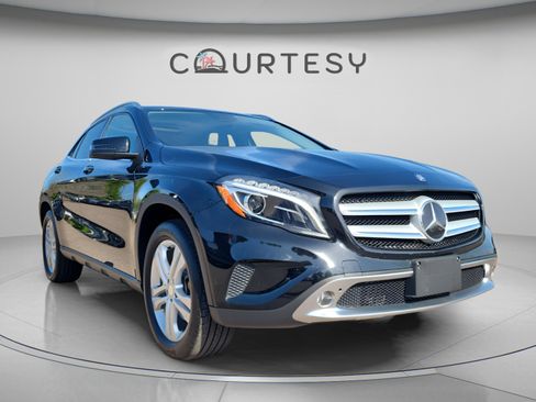 Used 2015 Mercedes-Benz GLA 250 4MATIC image 6
