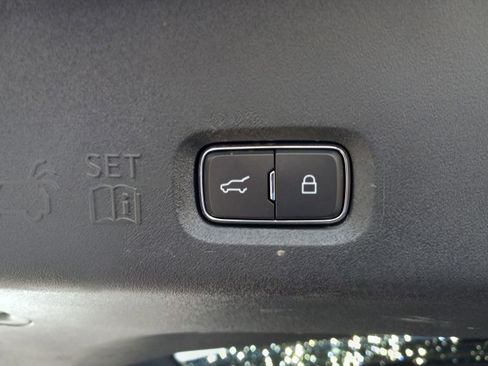 Used 2025 Ford Expedition Max Platinum AWD/4WD image 13