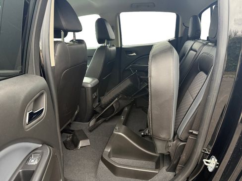 Used 2019 Chevrolet Colorado Z71 image 16